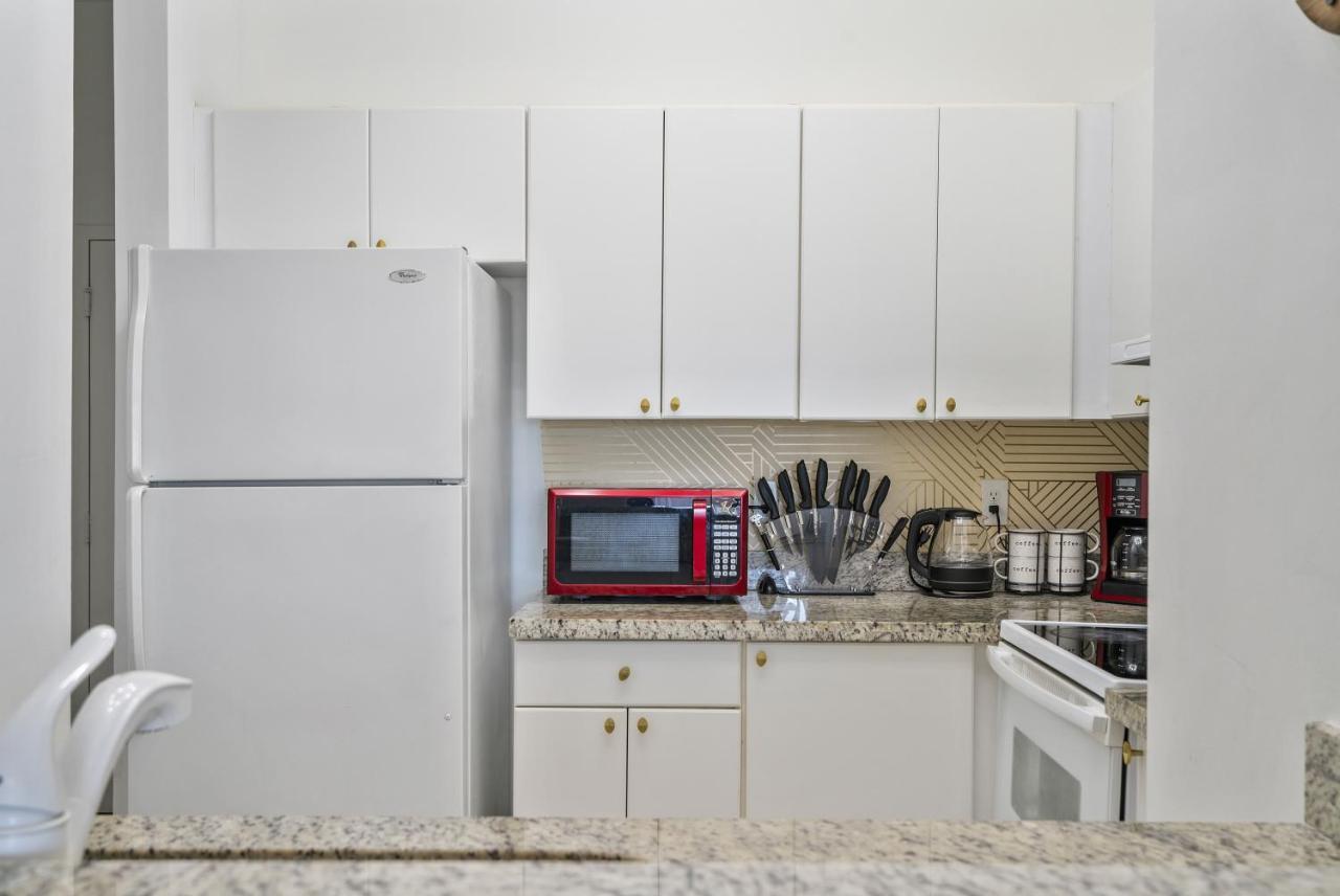 Airport Getaway Apartment Miami Exterior photo