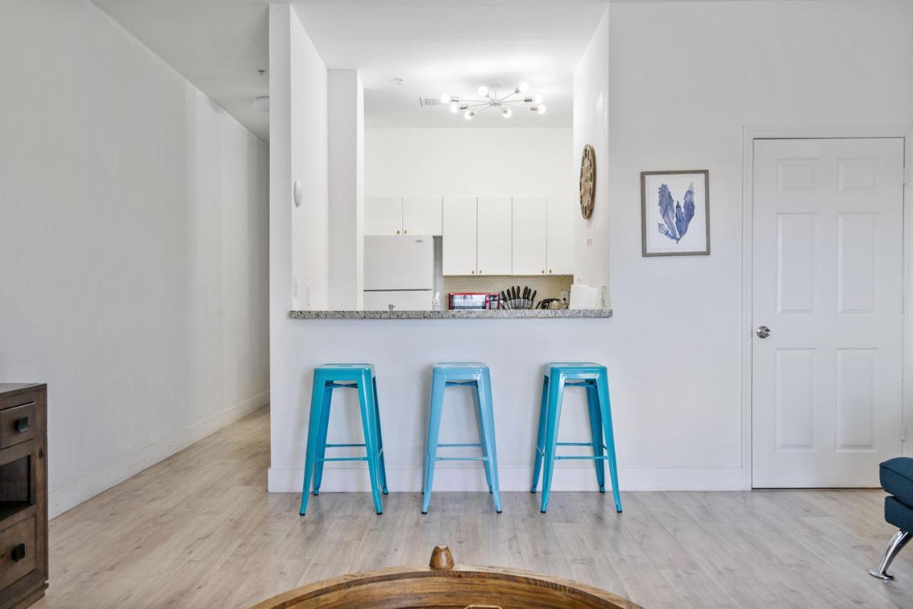 Airport Getaway Apartment Miami Exterior photo