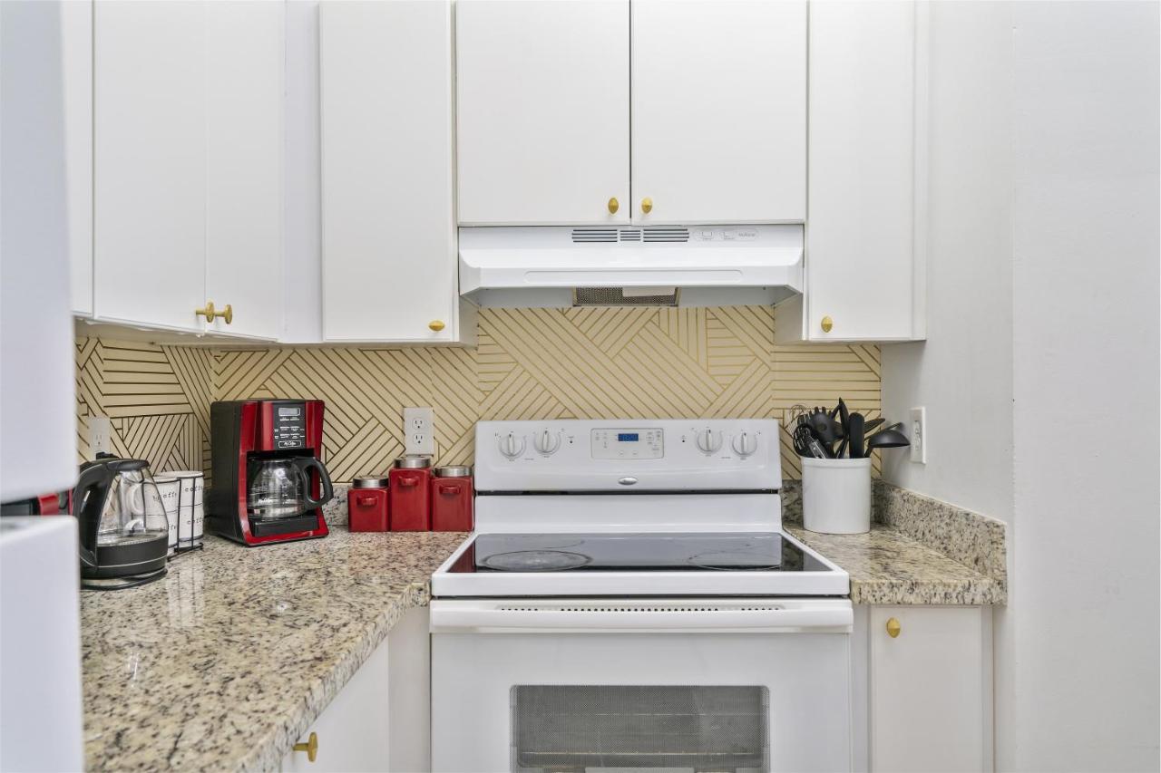 Airport Getaway Apartment Miami Exterior photo