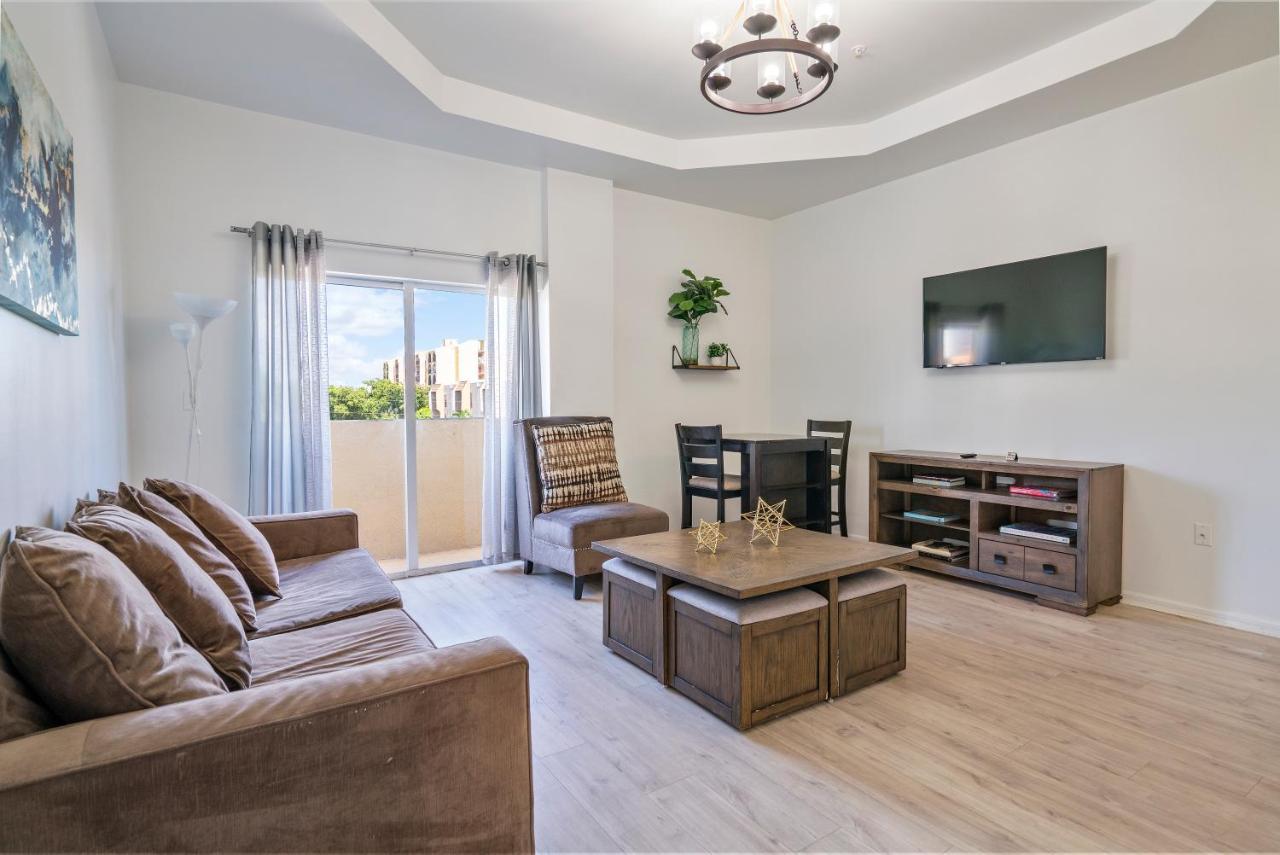 Airport Getaway Apartment Miami Exterior photo