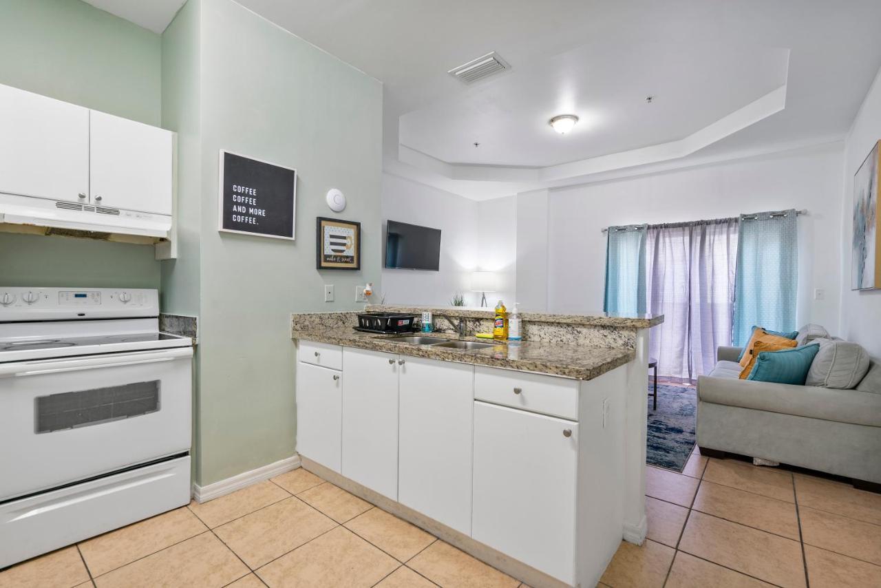Airport Getaway Apartment Miami Exterior photo