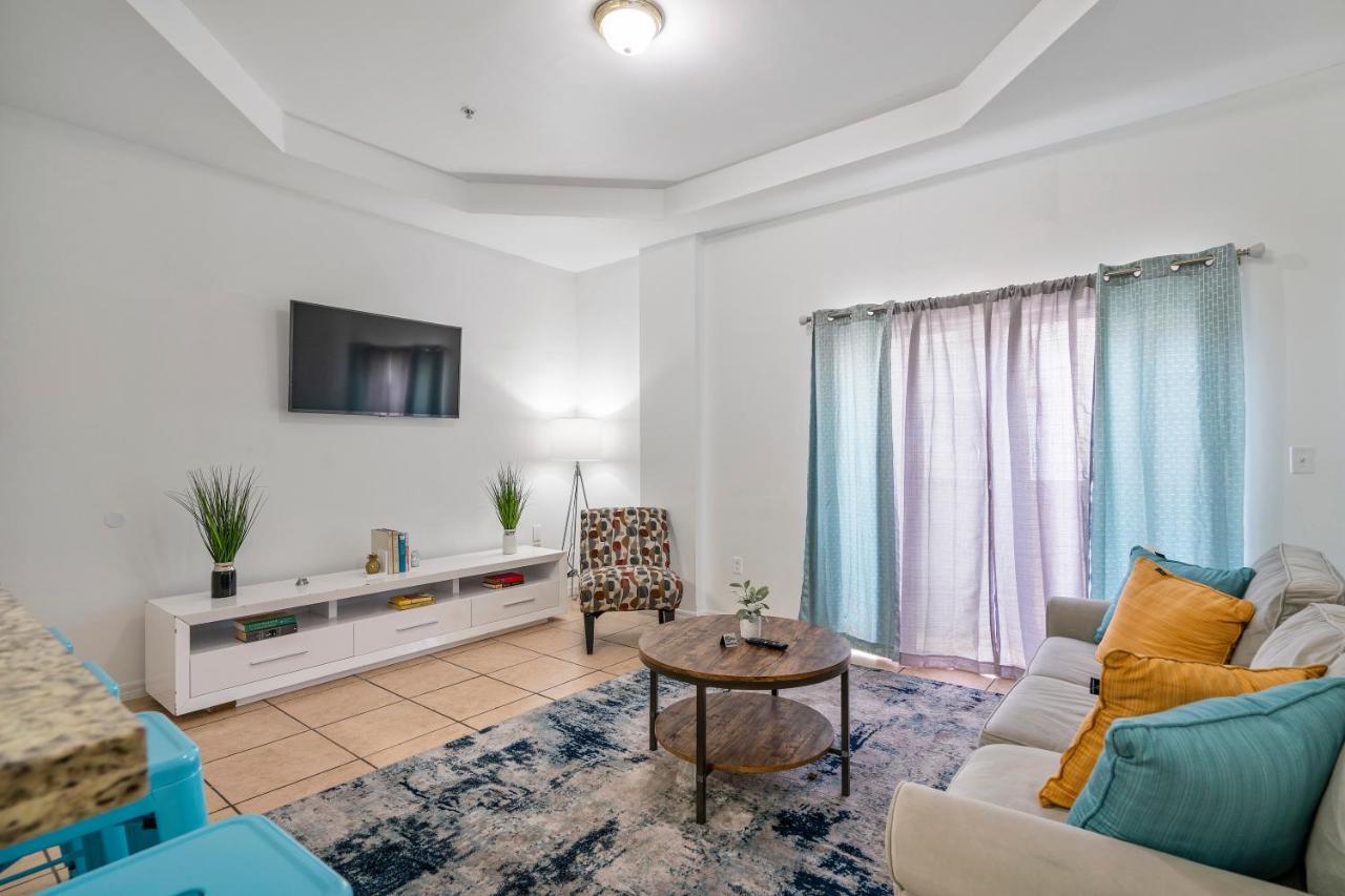 Airport Getaway Apartment Miami Exterior photo